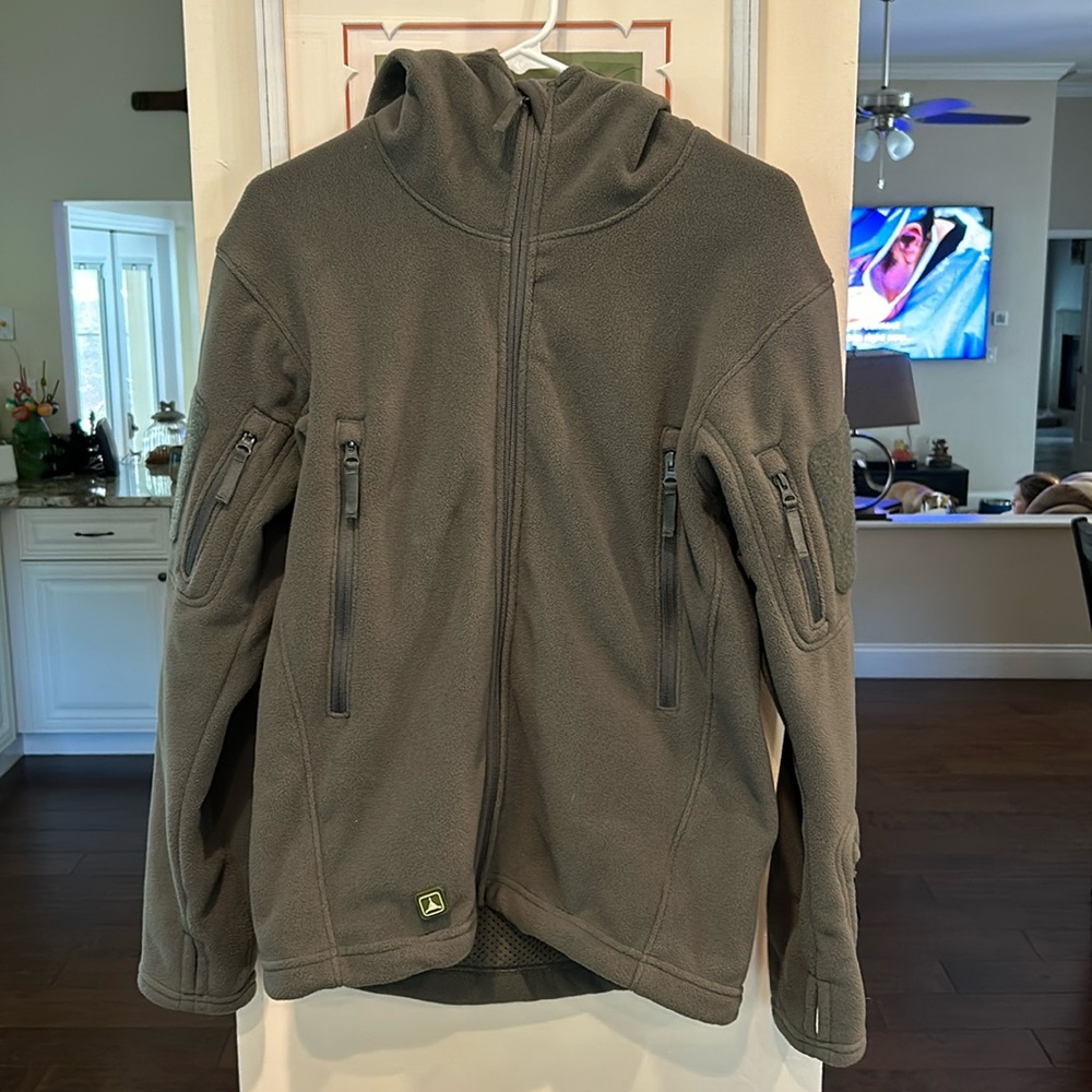 Triple Aught Design TAD Men’s Ranger hoodie size Small